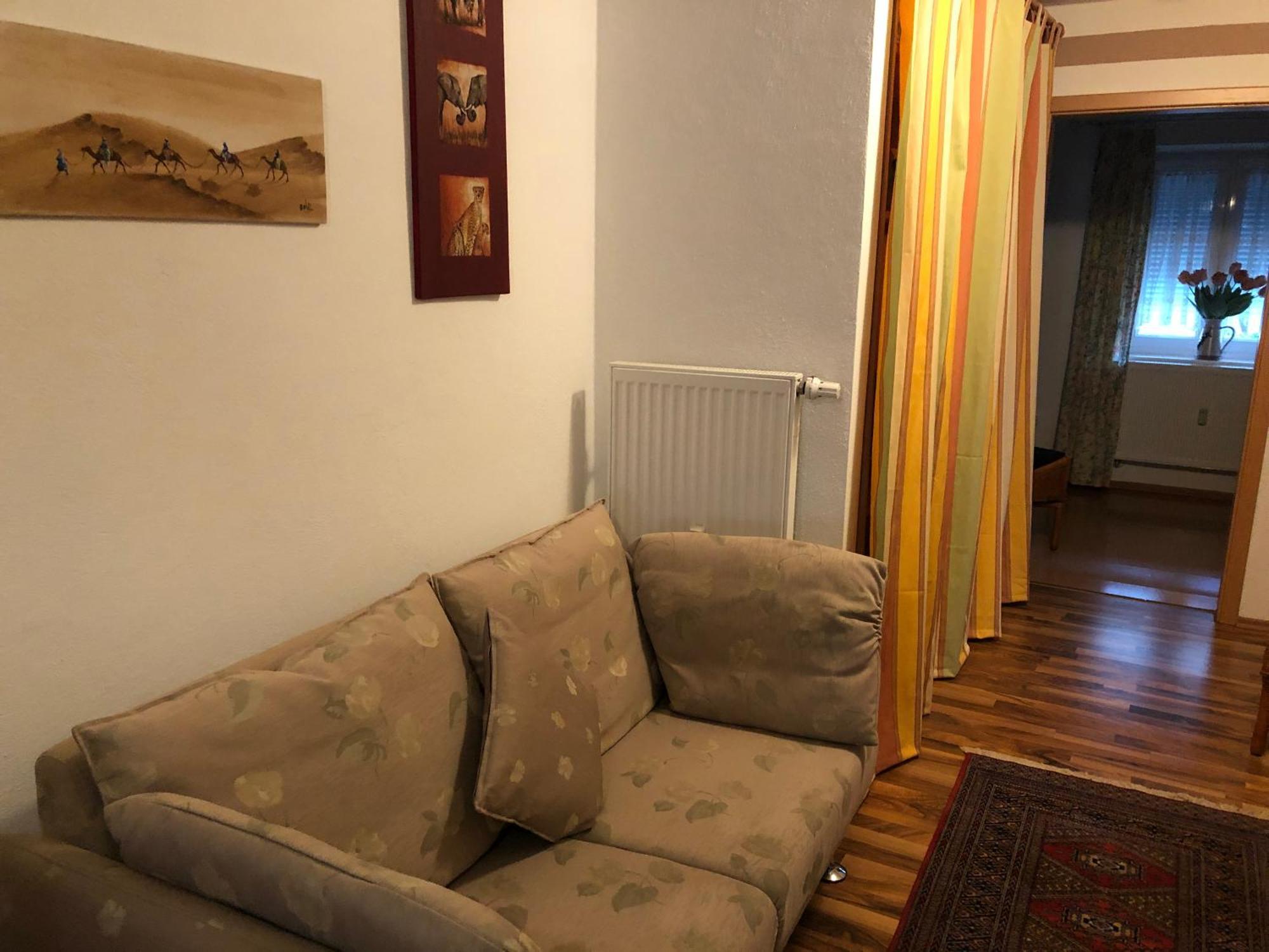 Schoene Ferienwohnung In Bahnhofsnaehe Fuer Urlaub, Studium Oder Arbeit Deggendorf Exterior foto